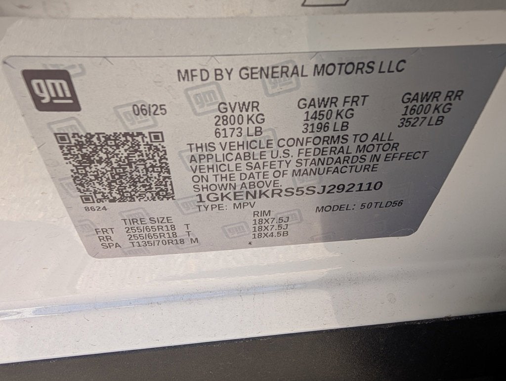 2025 GMC Acadia Elevation