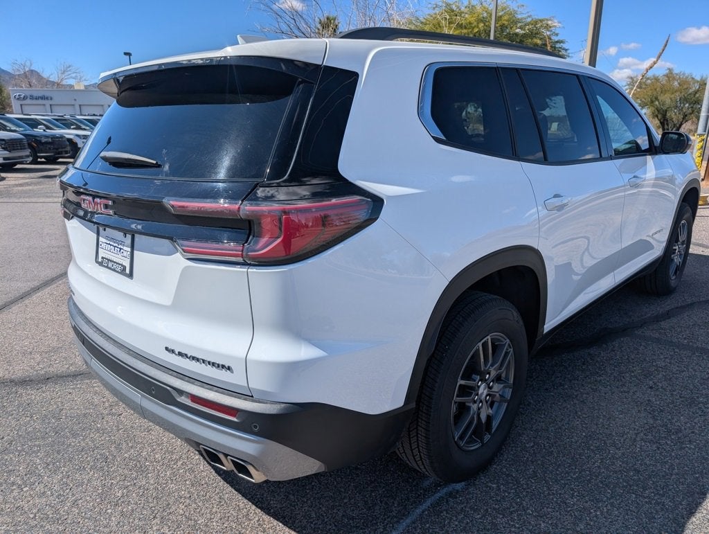 2025 GMC Acadia Elevation