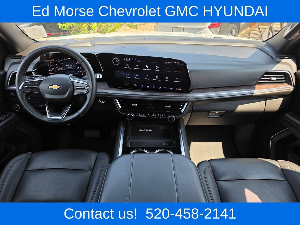 2025 Chevrolet Suburban LT