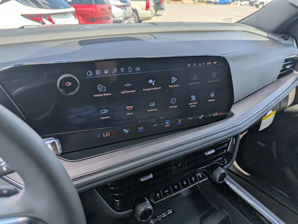 2025 Chevrolet Suburban LT