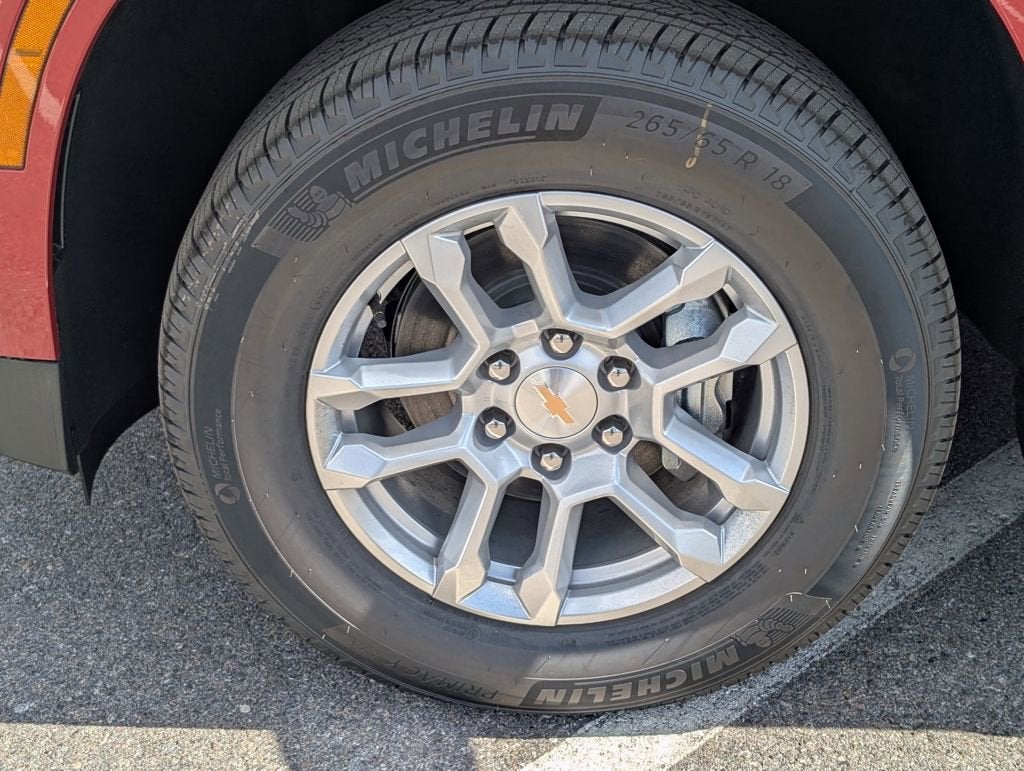 2025 Chevrolet Suburban LT