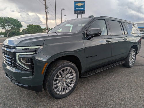 2025 Chevrolet Suburban RST