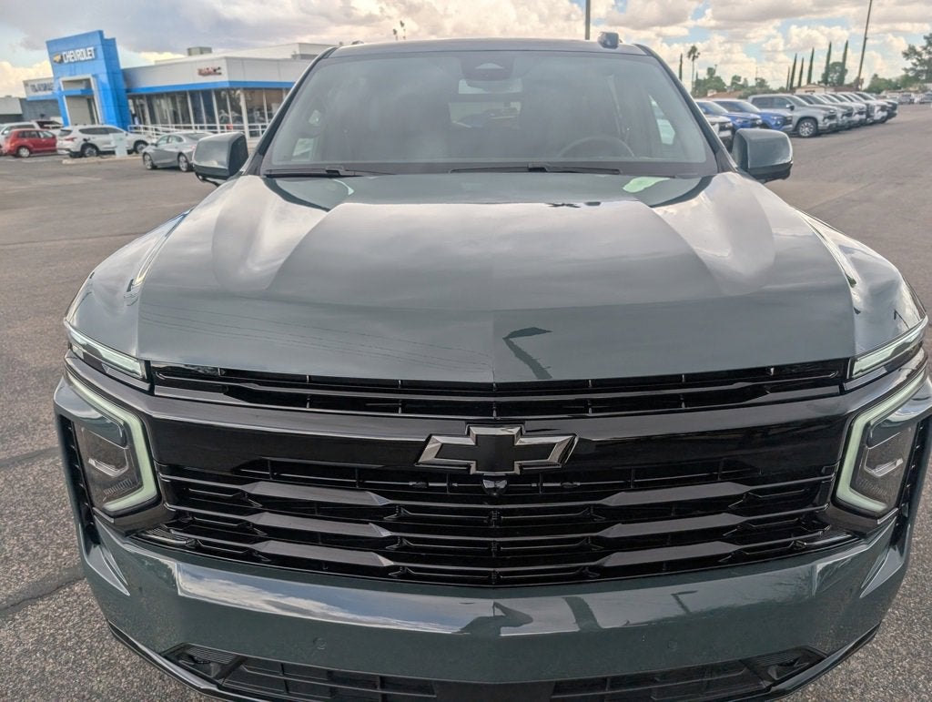 2025 Chevrolet Suburban RST