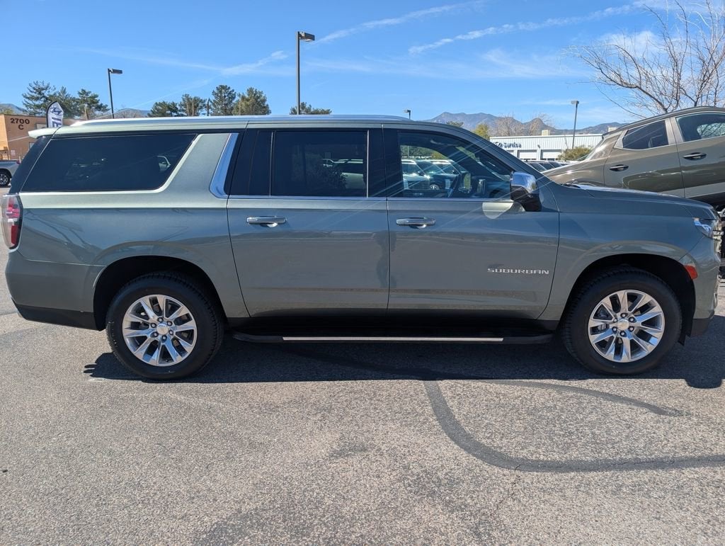 2023 Chevrolet Suburban Premier
