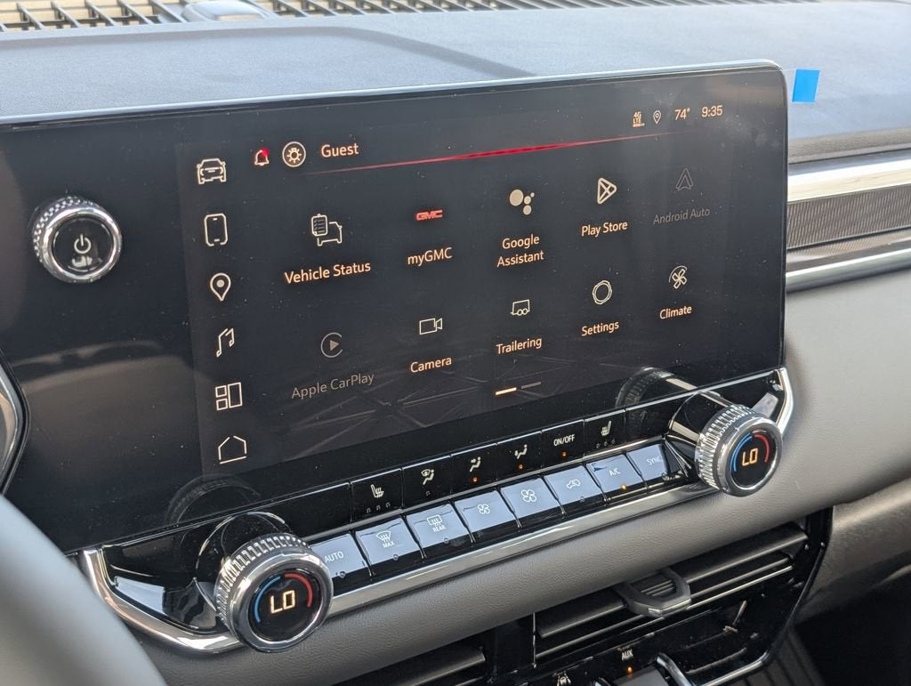 2026 GMC Canyon Elevation