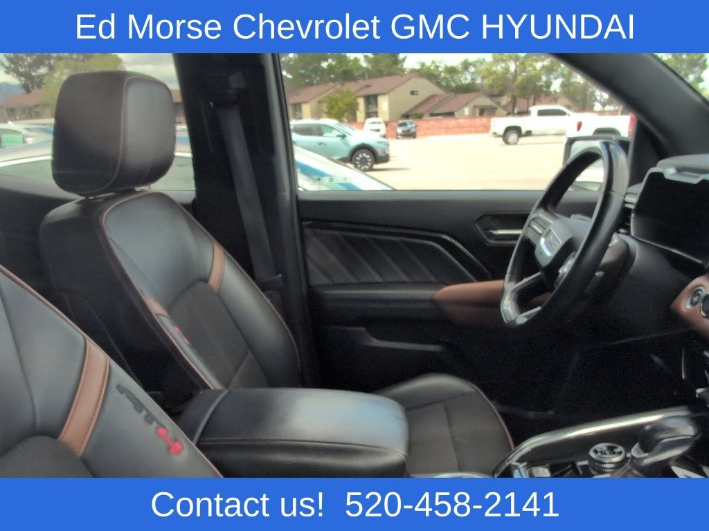 2023 GMC Canyon 4WD AT4