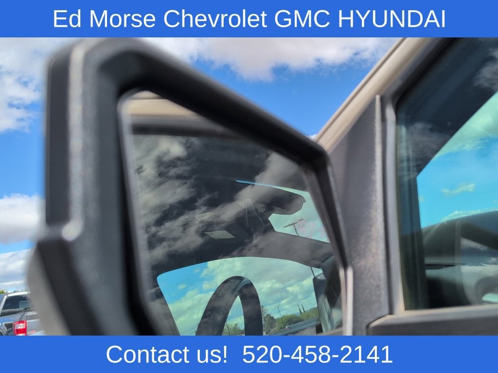 2023 GMC Canyon 4WD AT4