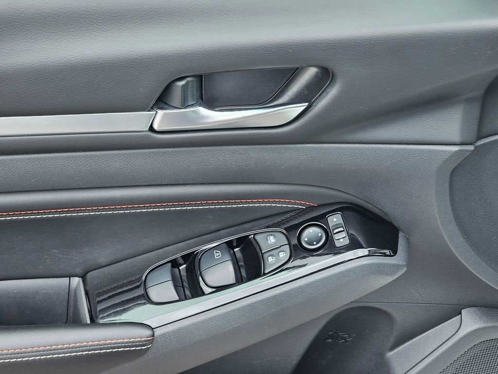 2023 Nissan Altima SR FWD