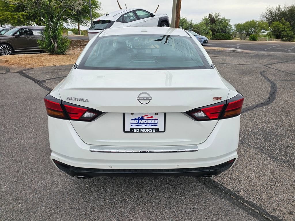 2023 Nissan Altima SR FWD