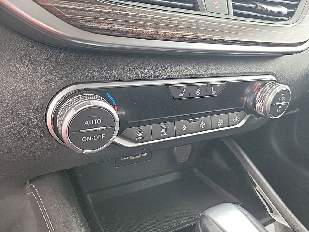 2022 Nissan Altima SL Intelligent AWD