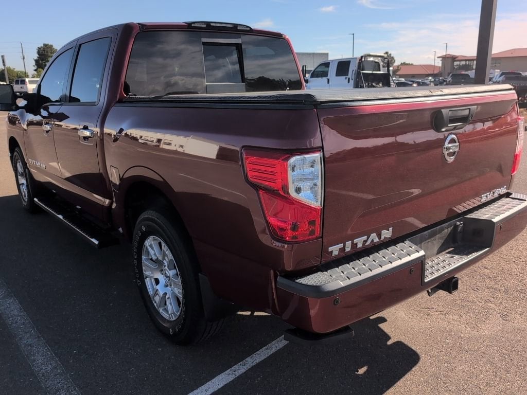 2019 Nissan TITAN SV