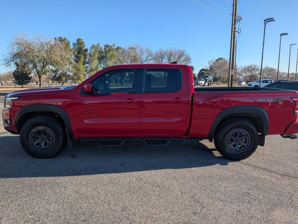 2025 Nissan Frontier Crew Cab Long Bed PRO-4X 4x4