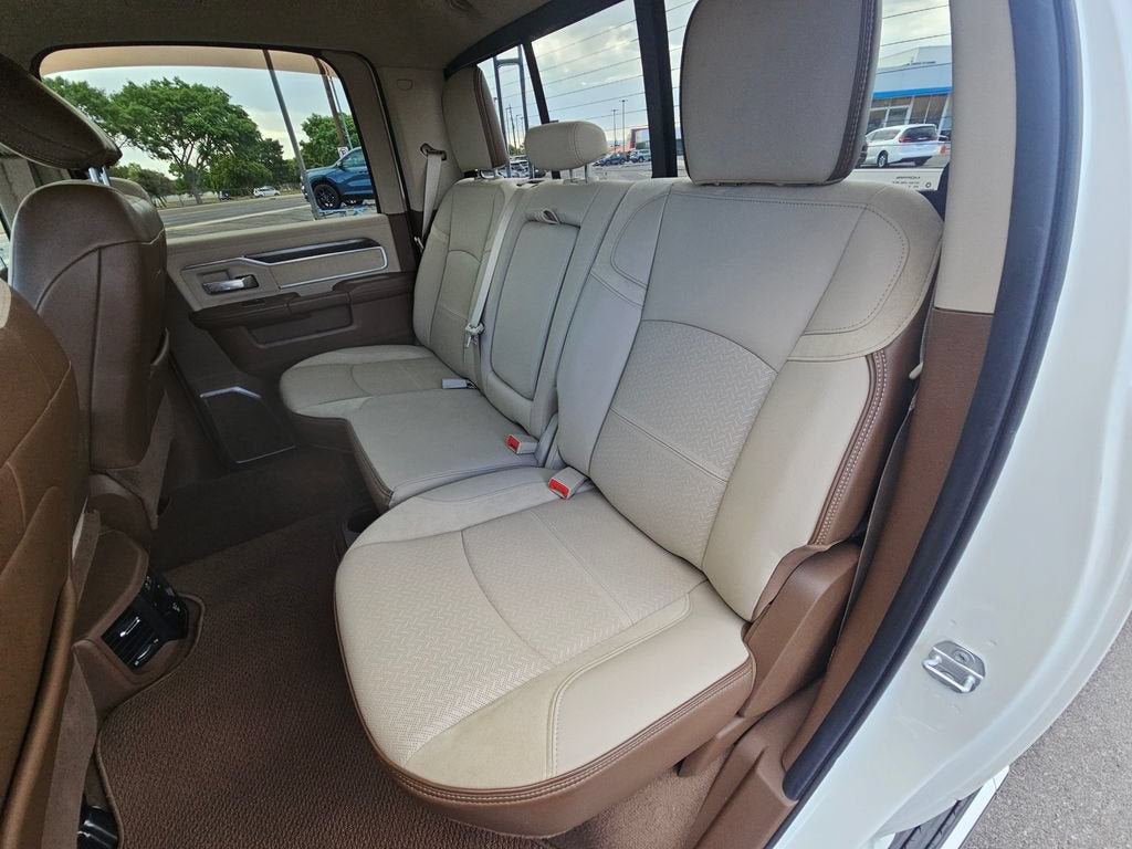 2020 RAM 2500 Laramie Crew Cab 4x4 6'4" Box