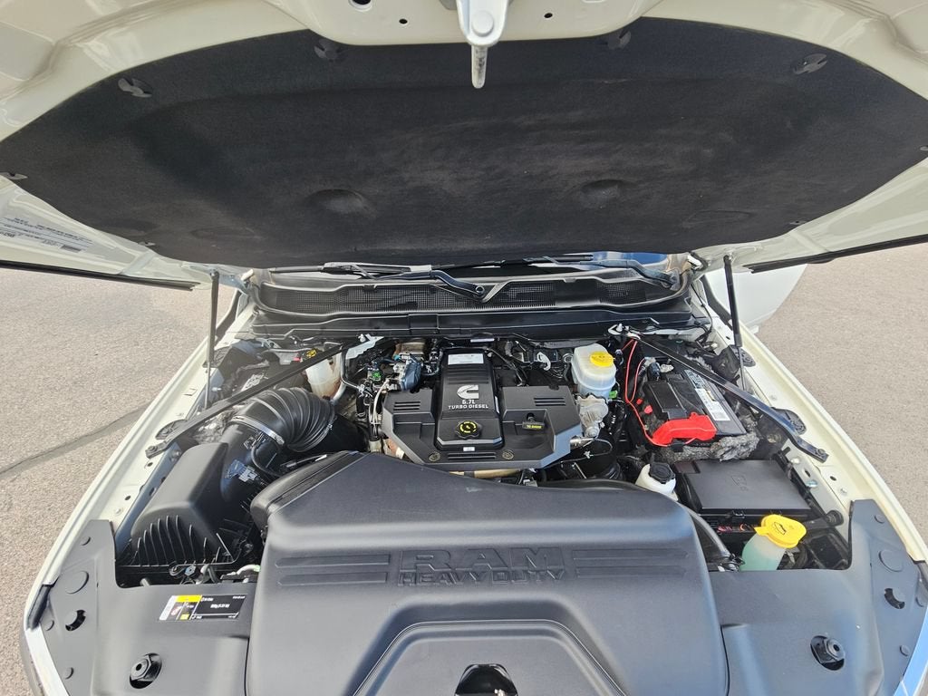 2020 RAM 2500 Laramie Crew Cab 4x4 6'4" Box