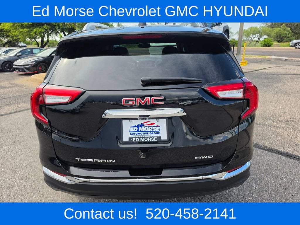 2024 GMC Terrain SLT