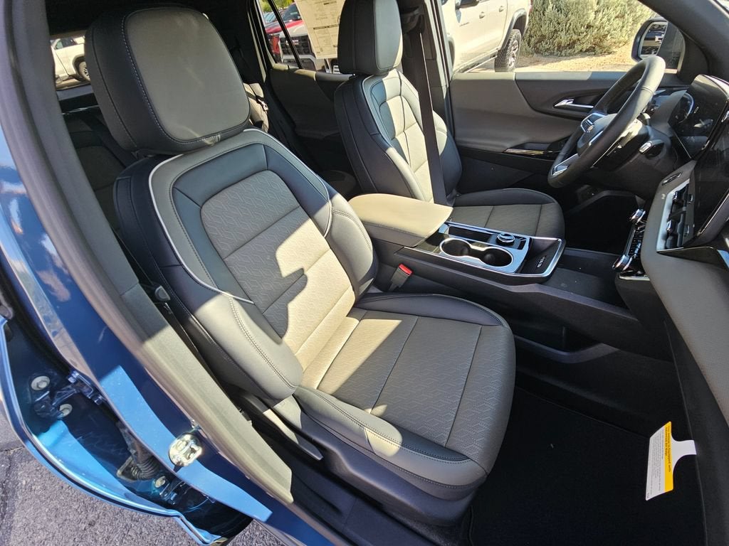 2027 Chevrolet Equinox FWD LT