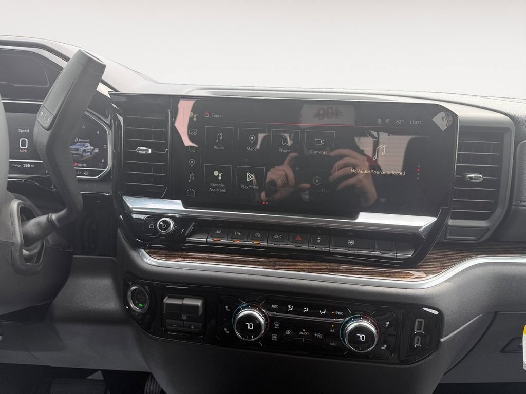 2025 GMC Sierra 1500 SLE