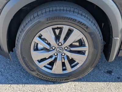 2022 Nissan Pathfinder SV 4WD