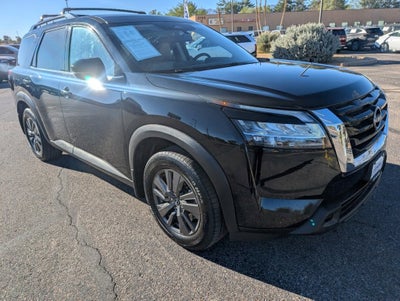 2022 Nissan Pathfinder SV 4WD