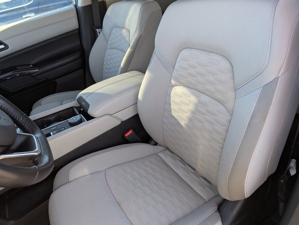 2022 Nissan Pathfinder SV 4WD