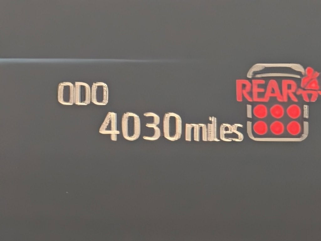 2025 Toyota Sienna LE