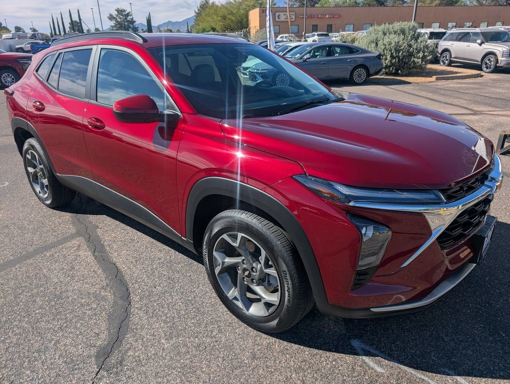2025 Chevrolet Trax LT