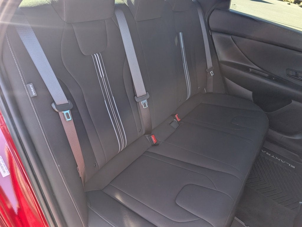 2025 Hyundai Elantra Hybrid SEL Sport