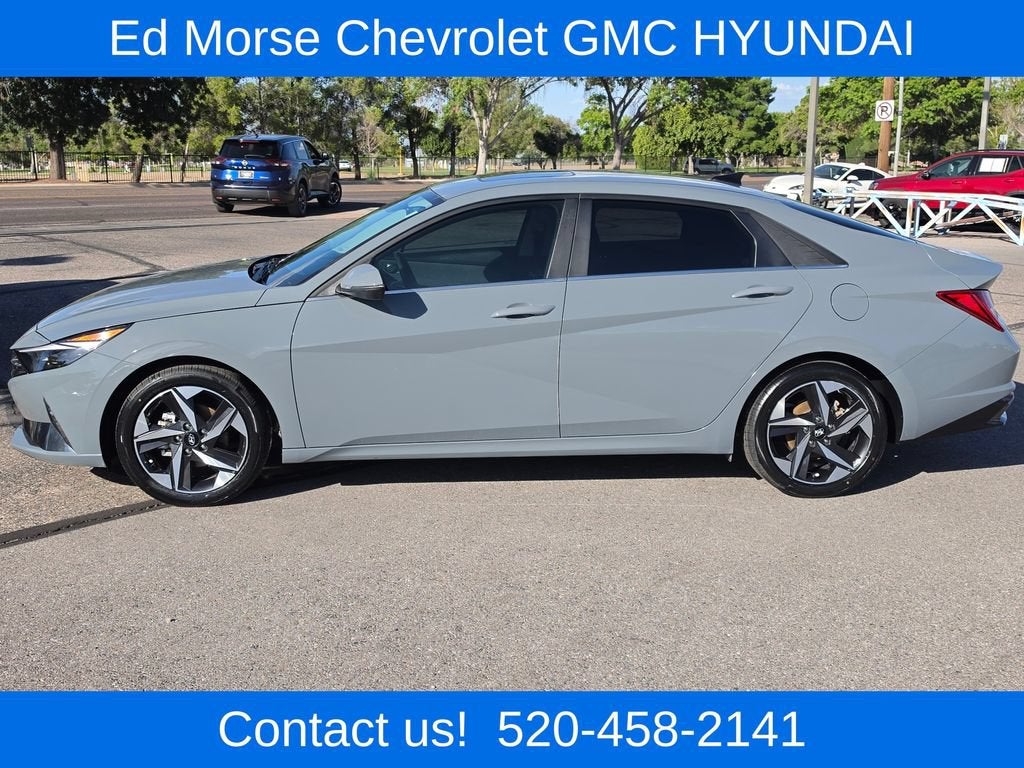 2022 Hyundai Elantra Limited