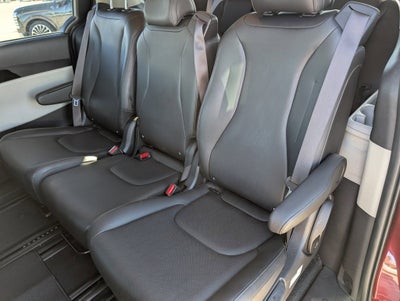 2022 Kia Carnival MPV EX