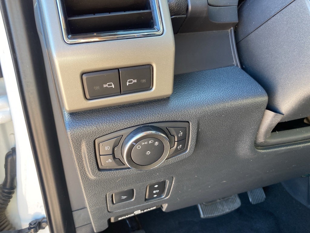 2022 Ford F-350SD Lariat