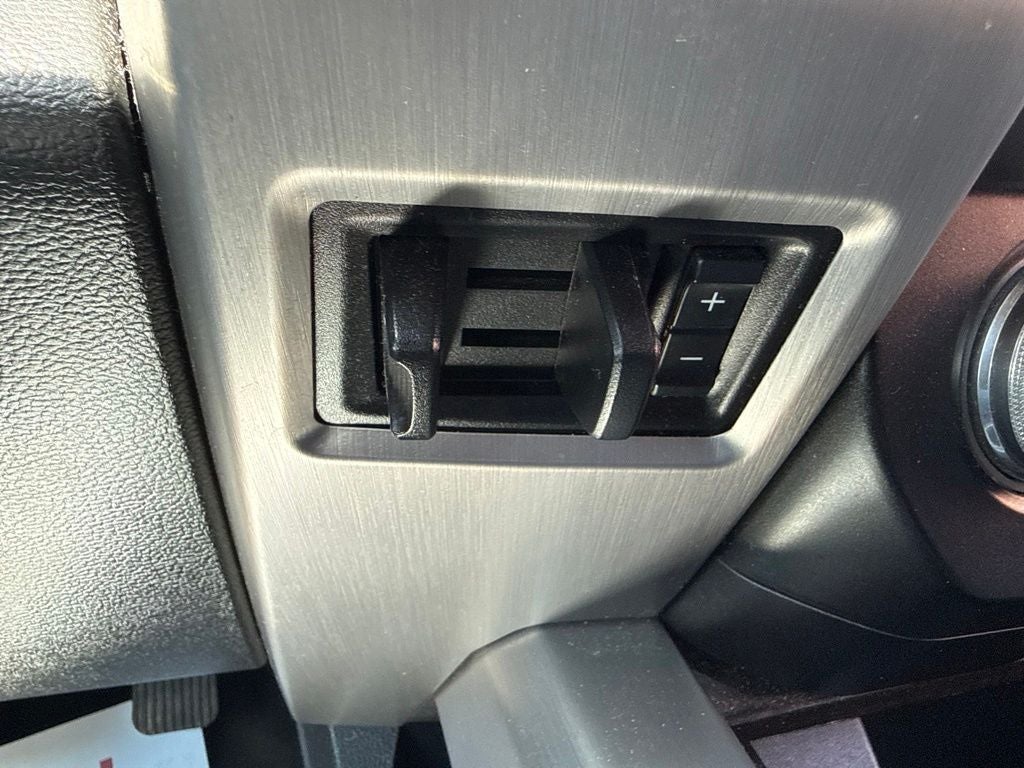 2017 Ford F-350SD Platinum DRW