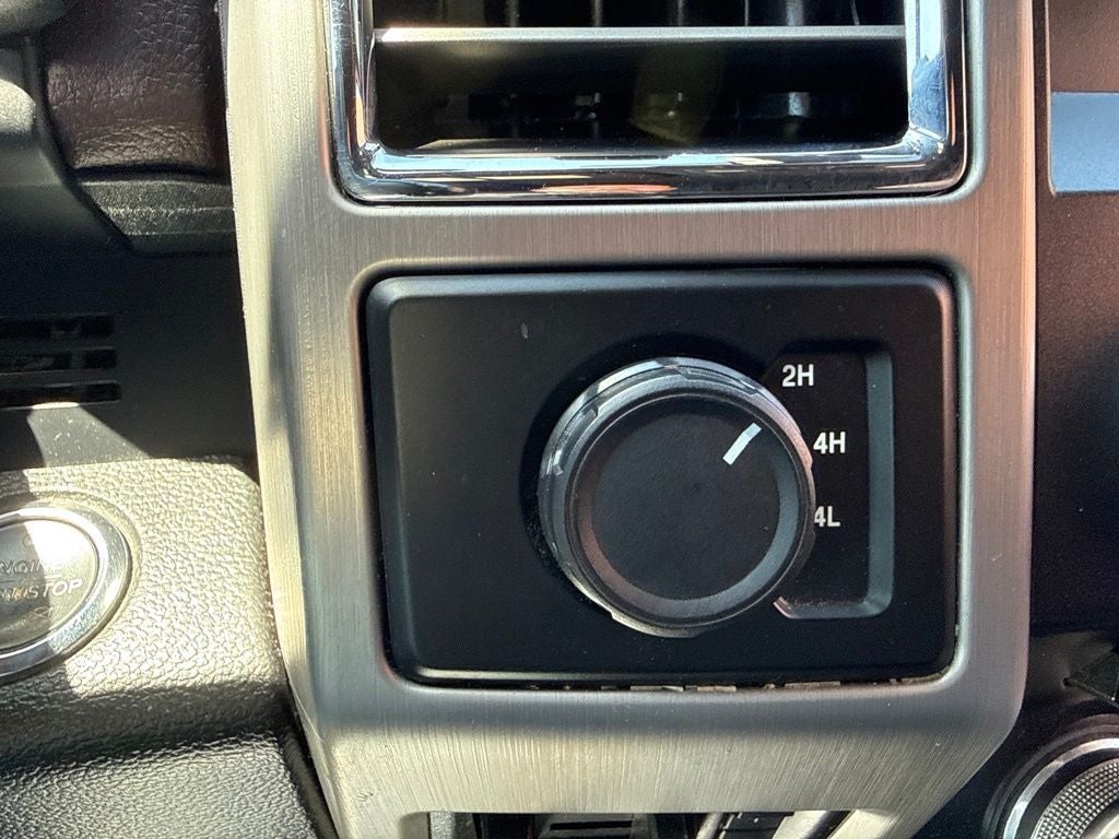 2017 Ford F-350SD Platinum DRW