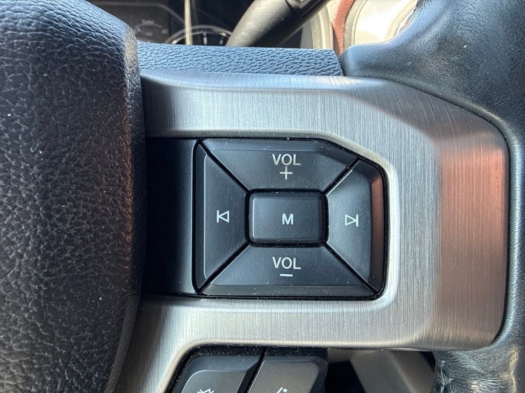 2017 Ford F-350SD Platinum DRW
