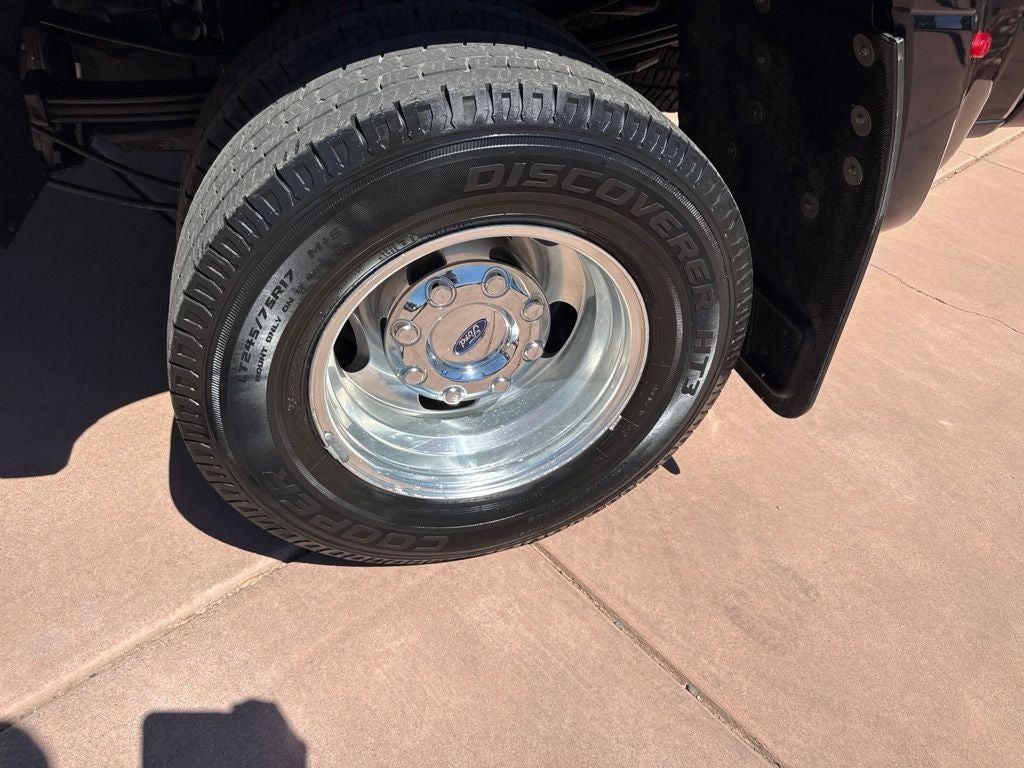 2017 Ford F-350SD Platinum DRW