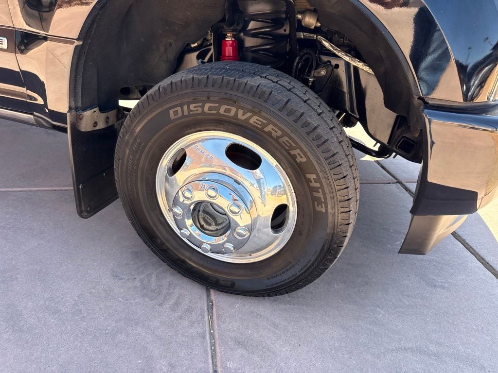 2017 Ford F-350SD Platinum DRW