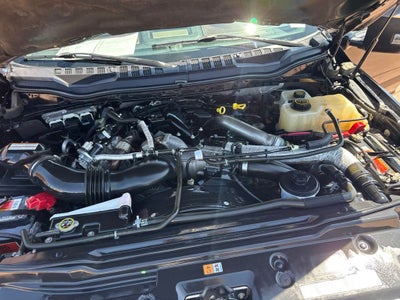 2017 Ford F-350SD Platinum DRW