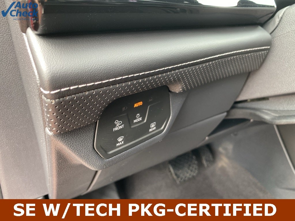 2024 Volkswagen Atlas Cross Sport 2.0T SE w/Technology