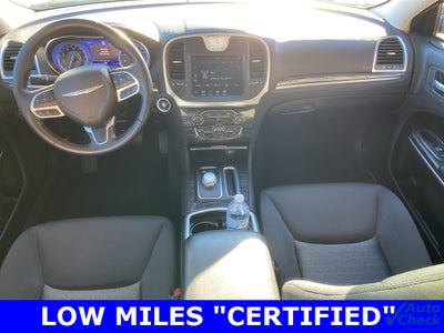 2021 Chrysler 300 Touring