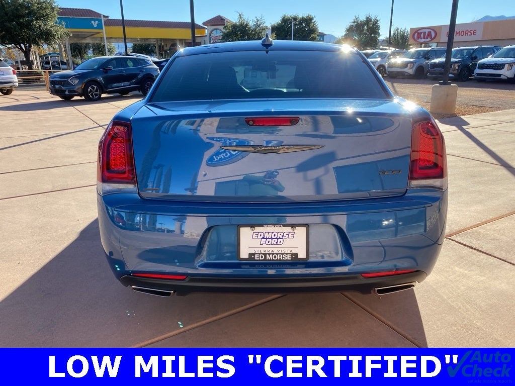 2021 Chrysler 300 Touring