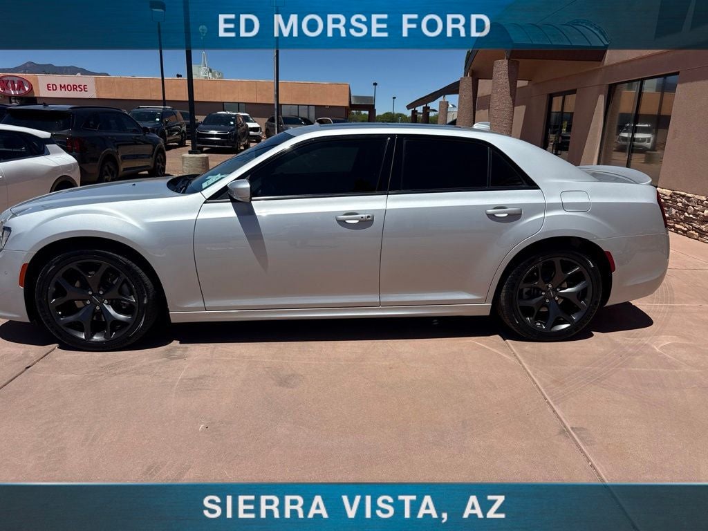 2023 Chrysler 300 S