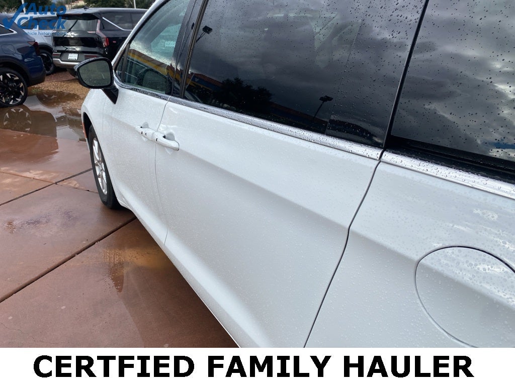 2024 Chrysler Pacifica Touring L