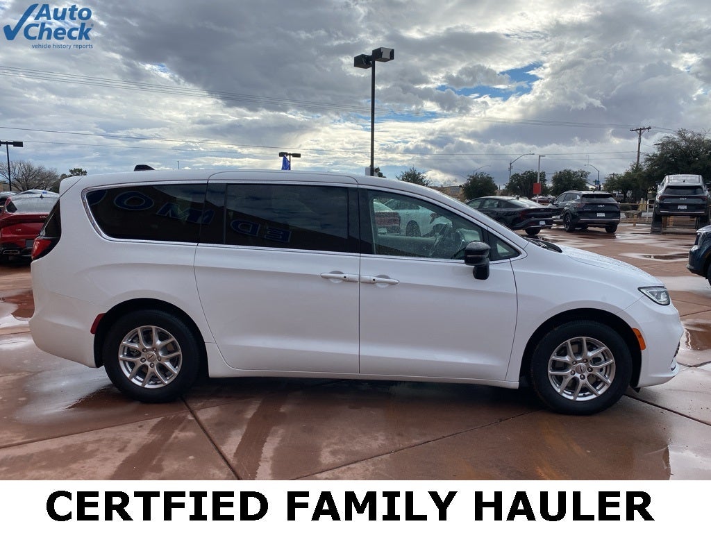 2024 Chrysler Pacifica Touring L