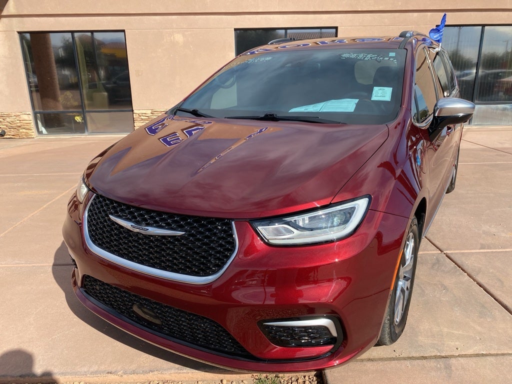 2023 Chrysler Pacifica Hybrid Pinnacle