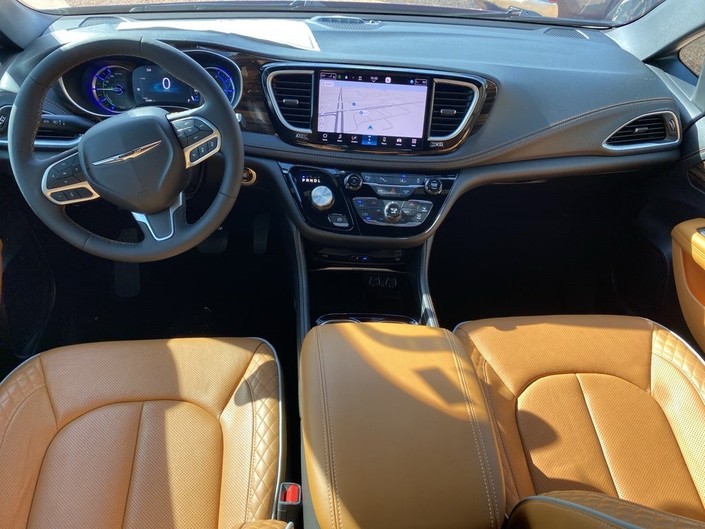 2023 Chrysler Pacifica Hybrid Pinnacle