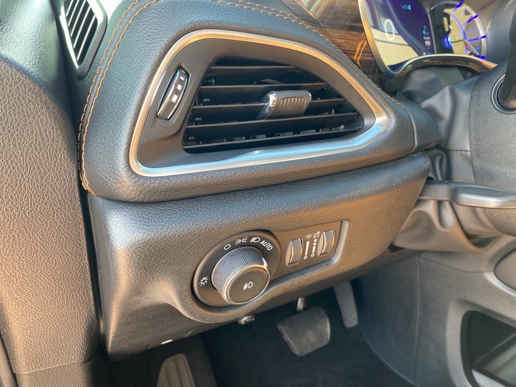 2023 Chrysler Pacifica Hybrid Pinnacle