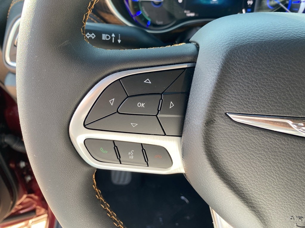 2023 Chrysler Pacifica Hybrid Pinnacle