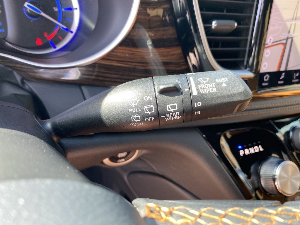 2023 Chrysler Pacifica Hybrid Pinnacle