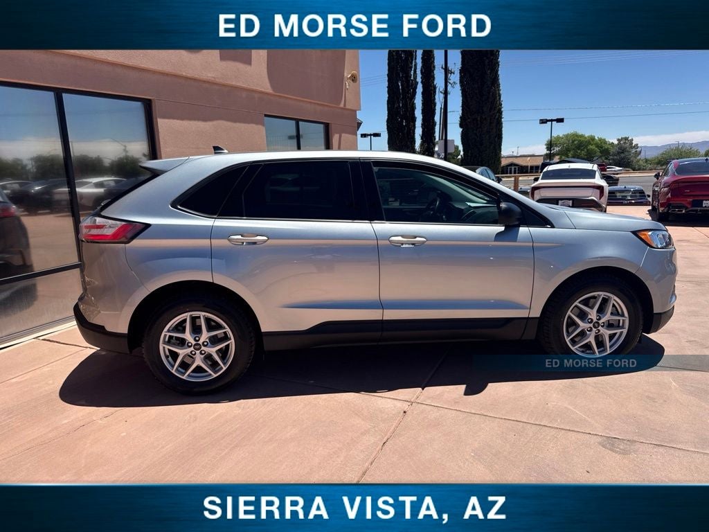 2023 Ford Edge SE