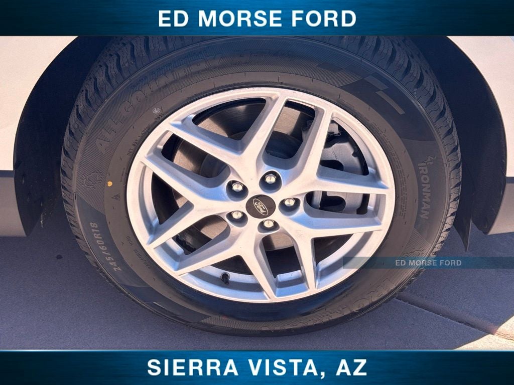 2023 Ford Edge SE