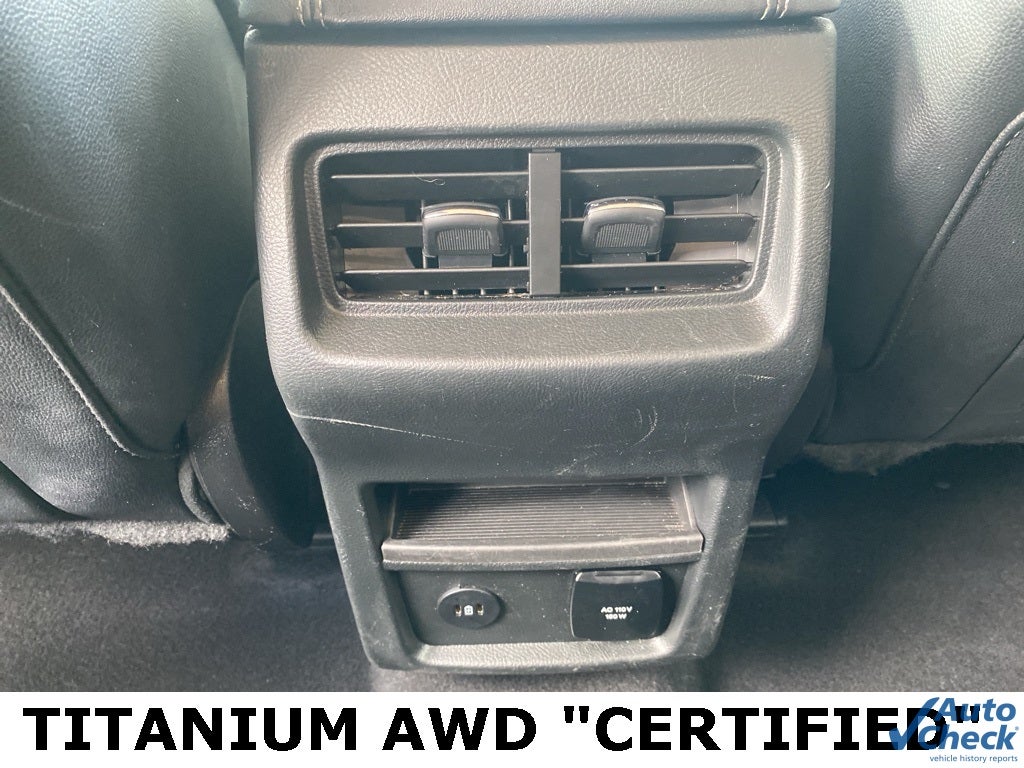 2023 Ford Edge Titanium